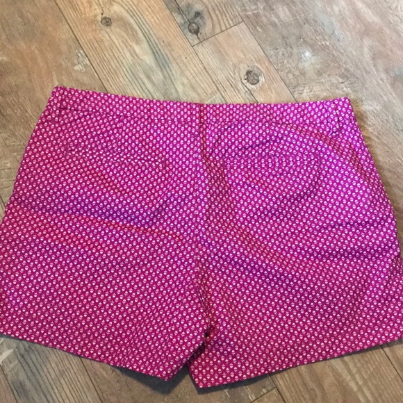 🛍️4/$20🛍️ Pink Patterned Old Navy Shorts - Picture 4 of 7